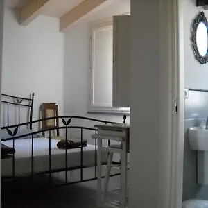  Bed & Breakfast La Balia