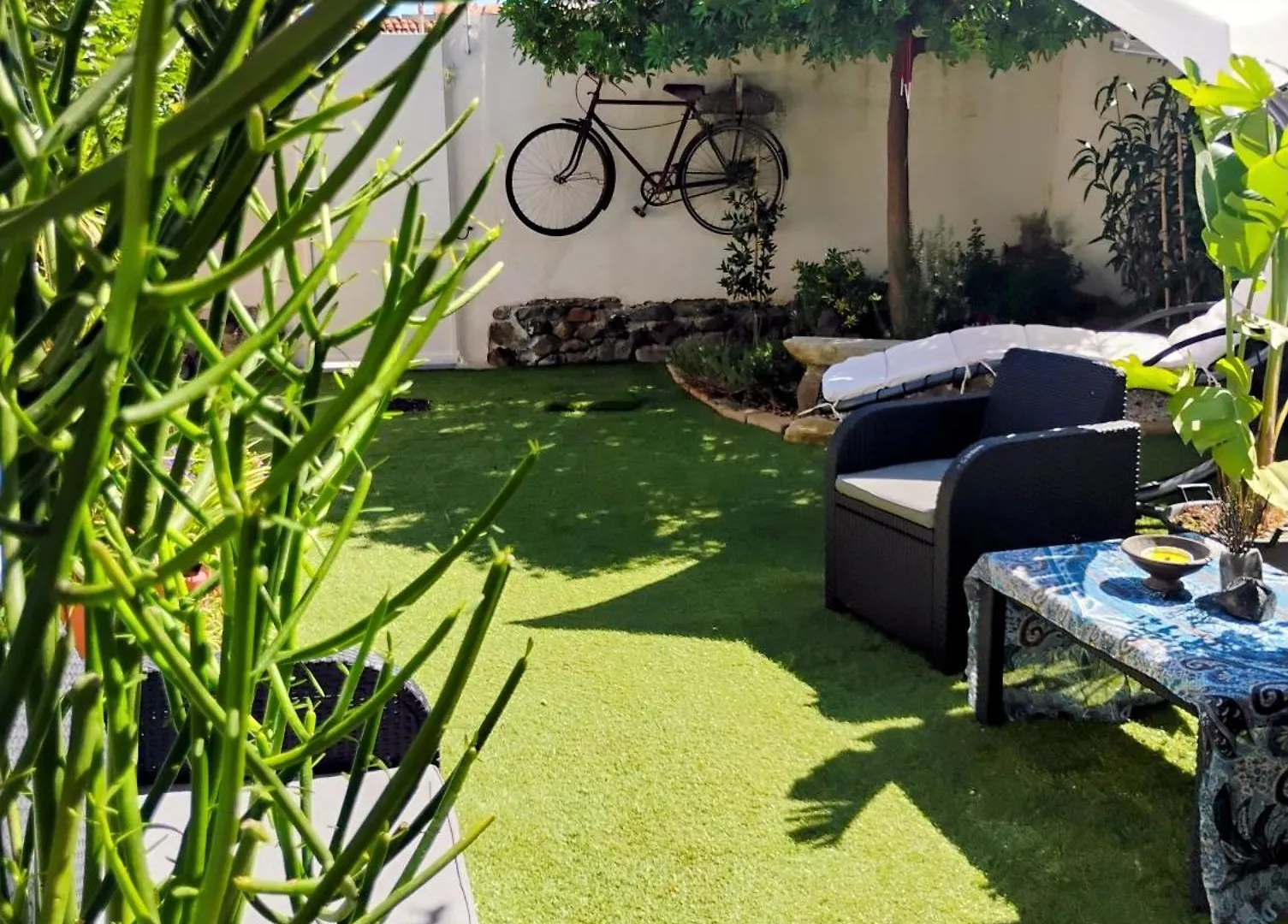 Δωμάτια σε οικογενειακή κατοικία La Casa Del Glicine Marrubiu Διαμέρισμα