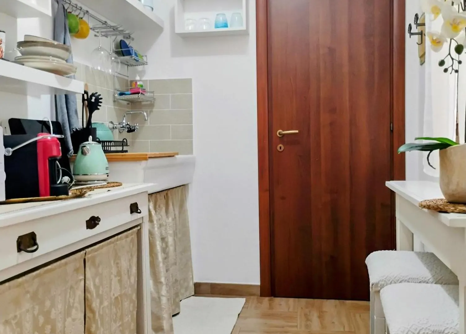 La Casa Del Glicine Marrubiu Διαμέρισμα Δωμάτια σε οικογενειακή κατοικία